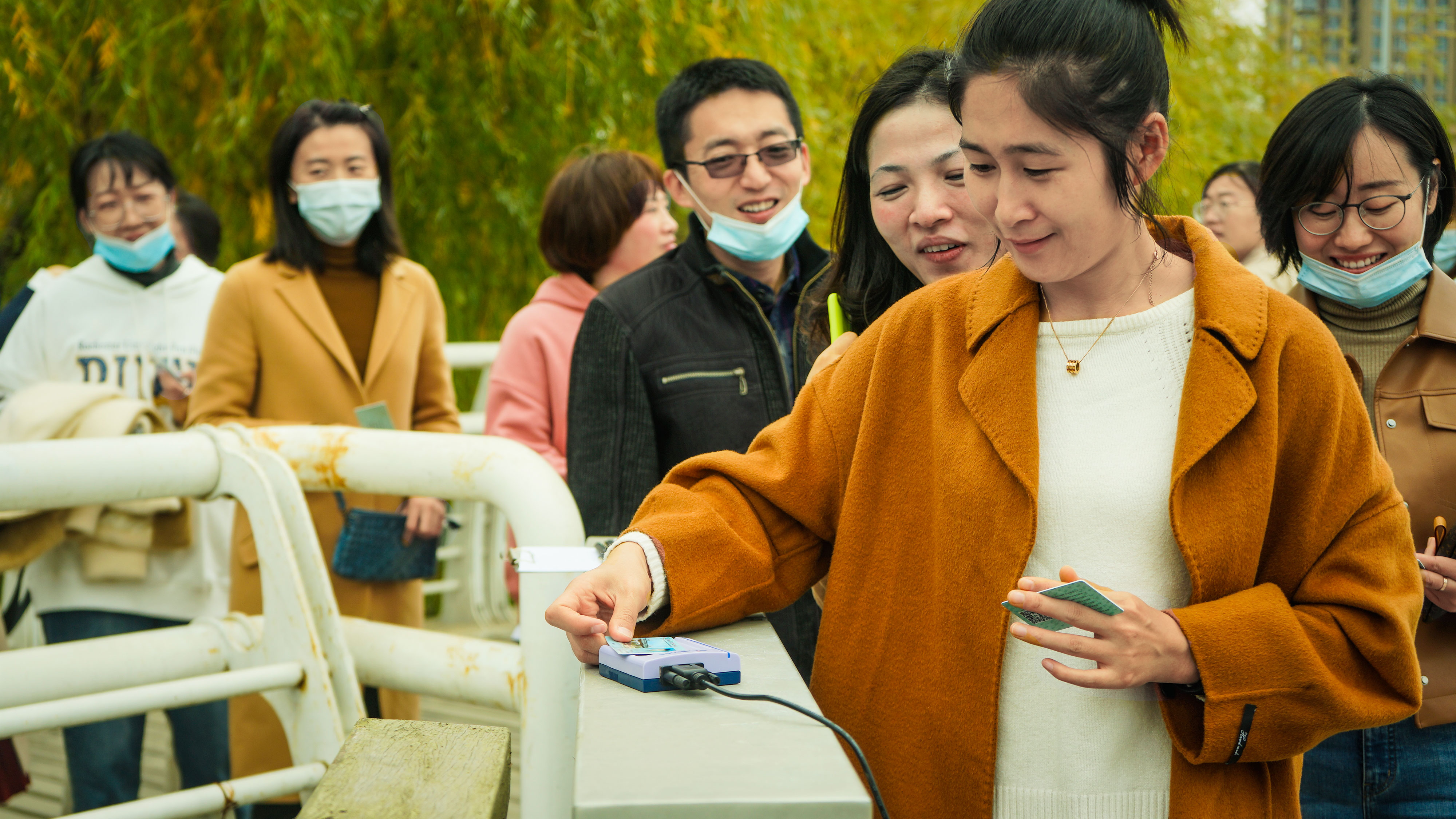 学院举办2020年秋季健步走活动